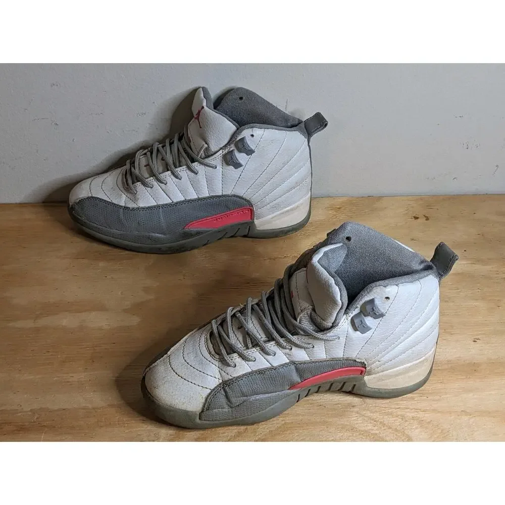 Nike Air Jordan 12 Retro Wolf Grey Vivid Pink Size 6.5Y Youth 510815-029 GS